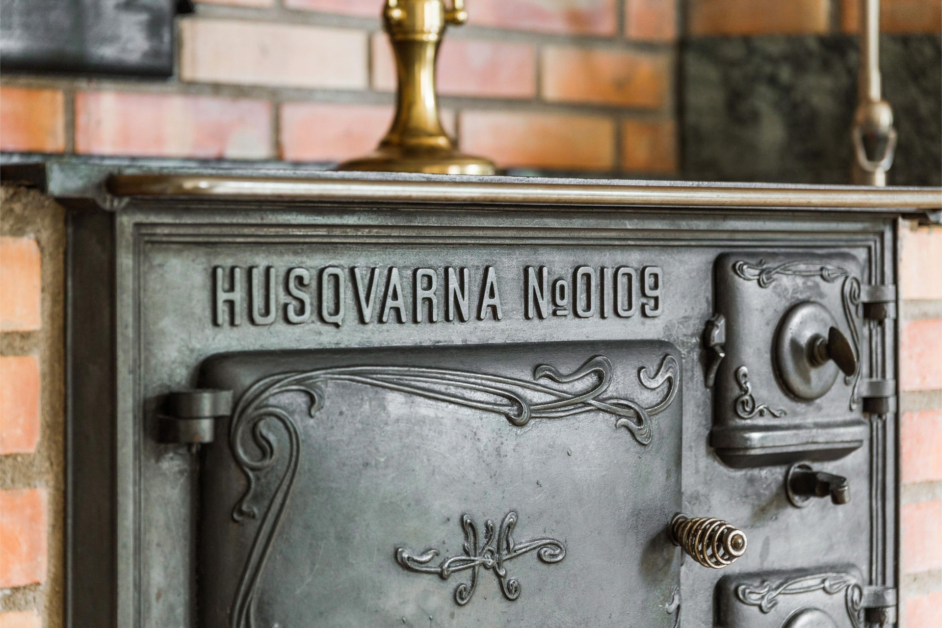 Detalj av Husqvarna No 0109 vedspis